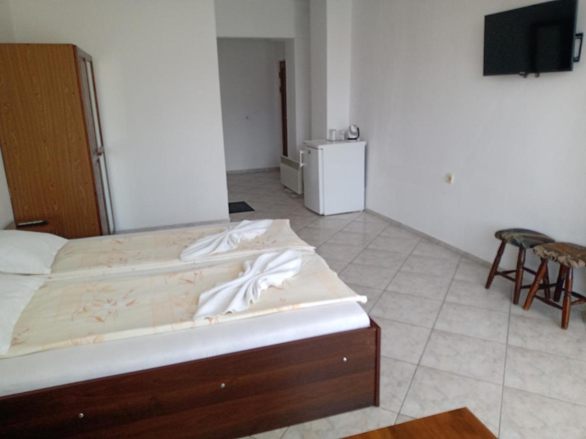 Guest House Diamant Sozopol Buitenkant foto