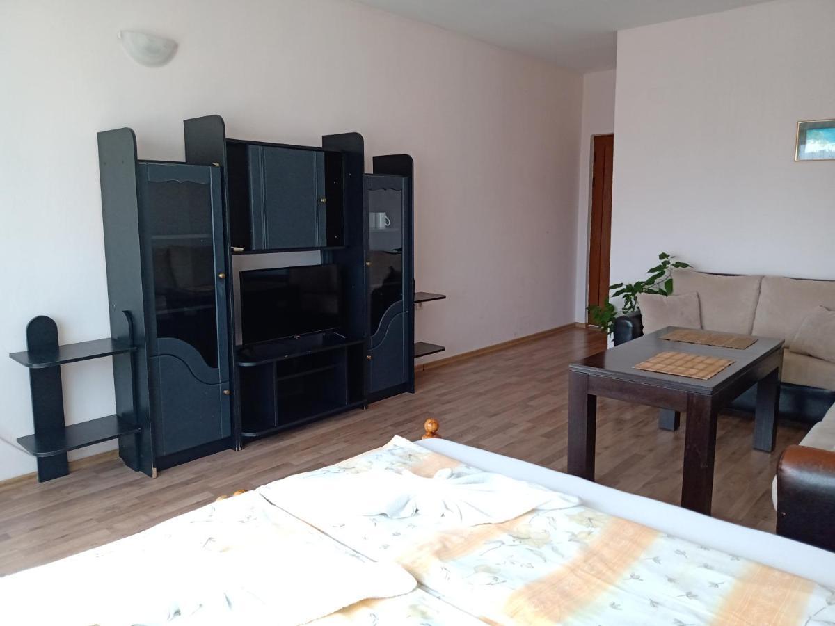 Guest House Diamant Sozopol Buitenkant foto