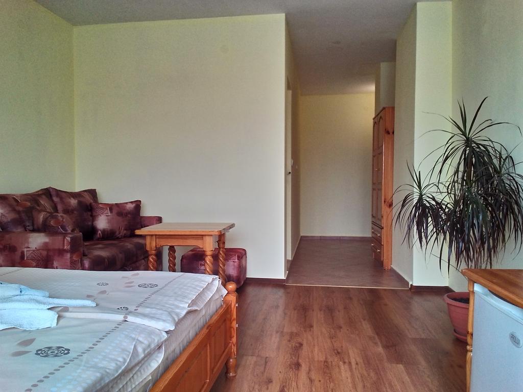 Guest House Diamant Sozopol Buitenkant foto
